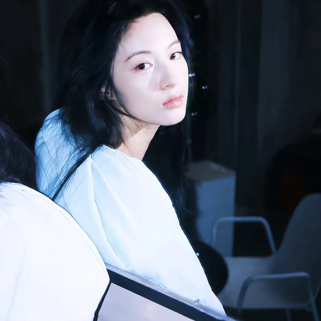 第二个月亮